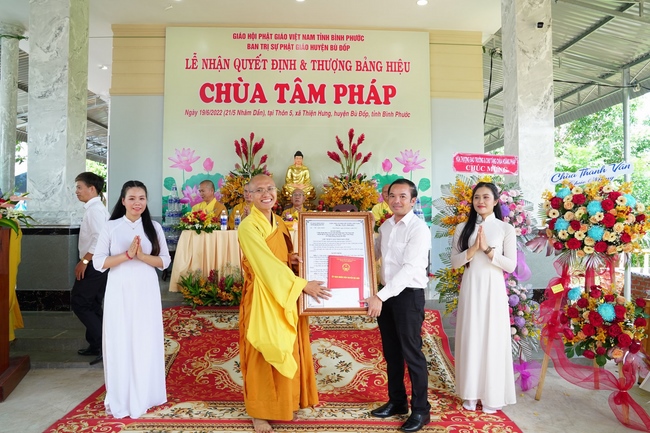 Lễ thượng bảng hiệu chùa Tâm Pháp – Bình Phước