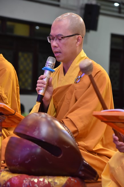 The second day of Temporary ordination retreat for Children in Summer