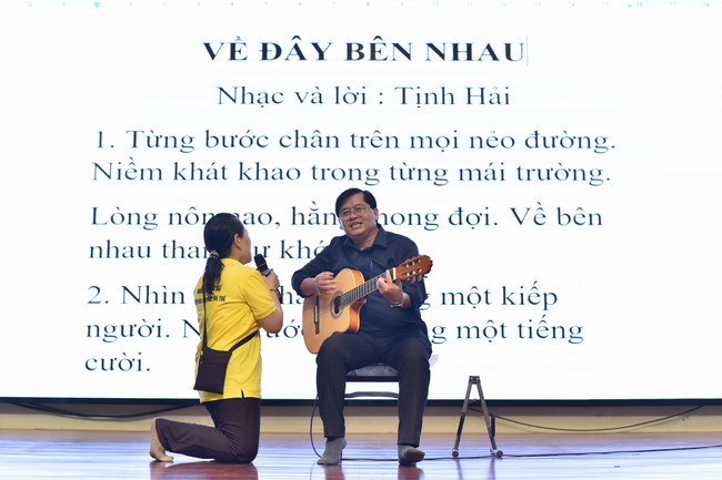 The second day of Temporary ordination retreat for Children in Summer