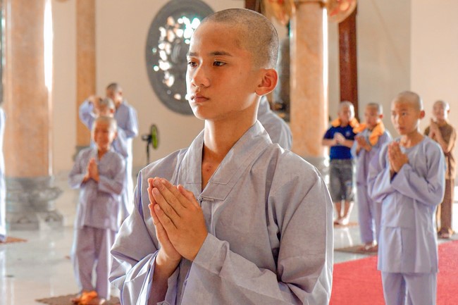 Temporary Ordination Retreat for Children in 2022 at Co Am pagoda