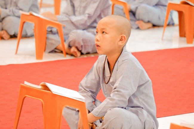 Temporary Ordination Retreat for Children in 2022 at Co Am pagoda