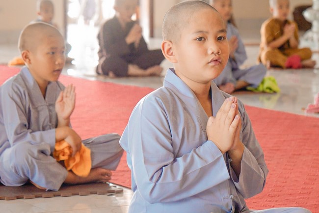 Temporary Ordination Retreat for Children in 2022 at Co Am pagoda