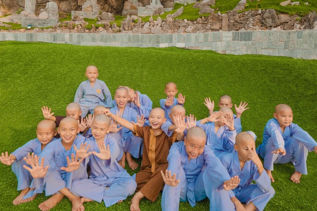 Temporary Ordination Retreat for Children in 2022 at Co Am pagoda