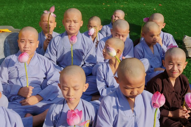 Temporary Ordination Retreat for Children in 2022 at Co Am pagoda