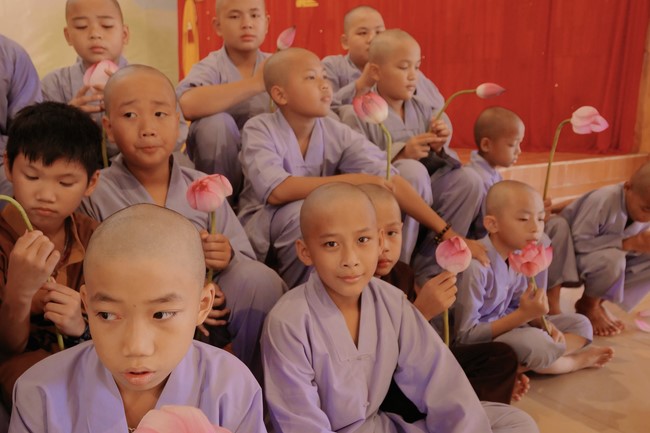 Temporary Ordination Retreat for Children in 2022 at Co Am pagoda