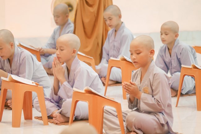 Temporary Ordination Retreat for Children in 2022 at Co Am pagoda