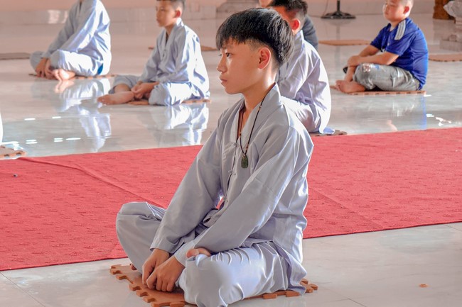 Temporary Ordination Retreat for Children in 2022 at Co Am pagoda