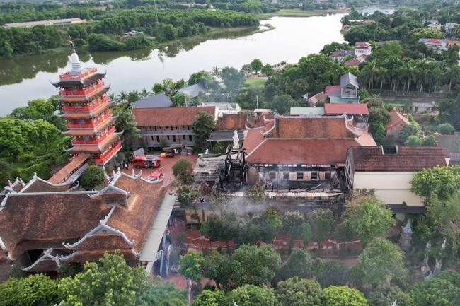 Gratitude for supporting the Rebuilding of Four-Grace Hall at Hoa Phuc Pagoda