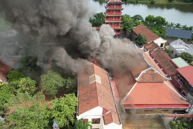 Gratitude for supporting the Rebuilding of Four-Grace Hall at Hoa Phuc Pagoda
