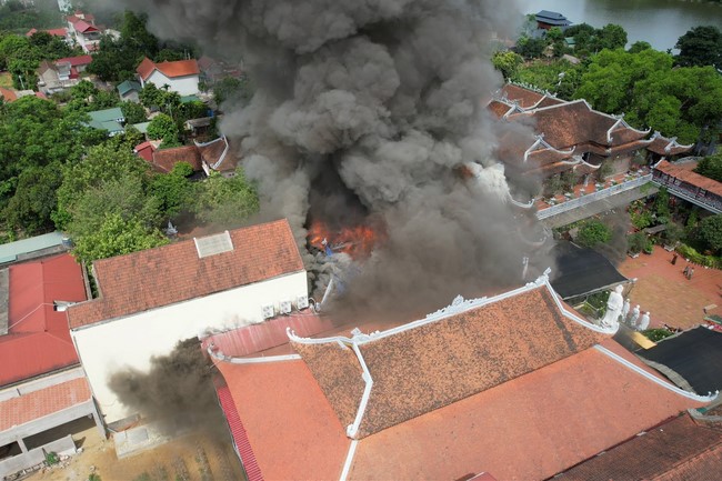 Gratitude for supporting the Rebuilding of Four-Grace Hall at Hoa Phuc Pagoda