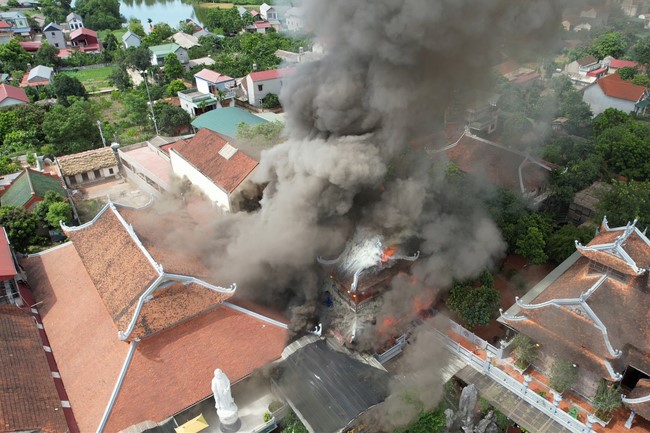 Gratitude for supporting the Rebuilding of Four-Grace Hall at Hoa Phuc Pagoda