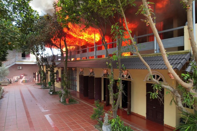 Gratitude for supporting the Rebuilding of Four-Grace Hall at Hoa Phuc Pagoda