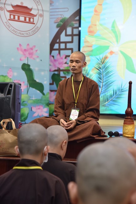 The third day of Temporary ordination retreat for Children in Summer