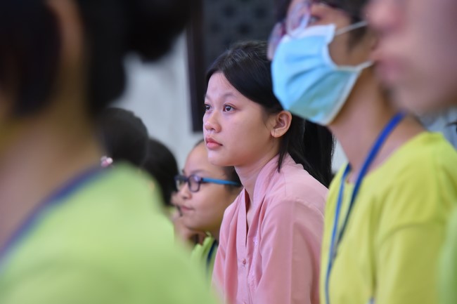 The fourth day of Temporary ordination retreat for Children in Summer