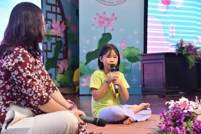 The fourth day of Temporary ordination retreat for Children in Summer