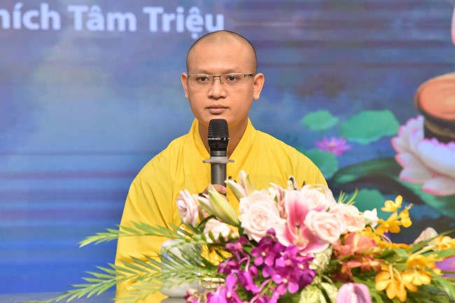 The fourth day of Temporary ordination retreat for Children in Summer