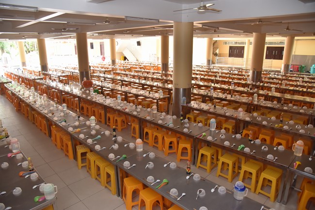 The fourth day of Temporary ordination retreat for Children in Summer