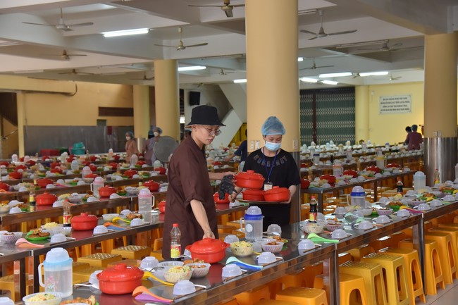 The fourth day of Temporary ordination retreat for Children in Summer