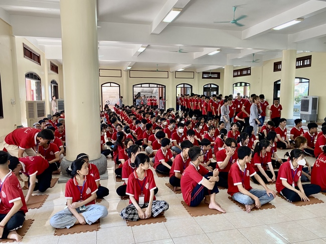 Opening the Summer Retreat at Tay Khanh Pagoda
