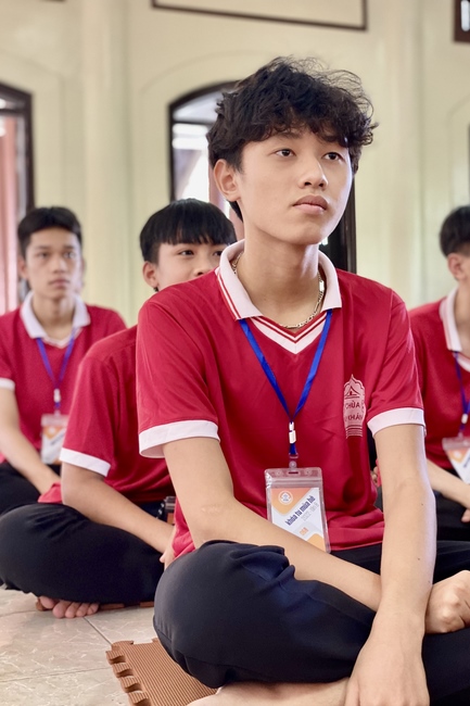 Opening the Summer Retreat at Tay Khanh Pagoda