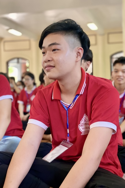 Opening the Summer Retreat at Tay Khanh Pagoda