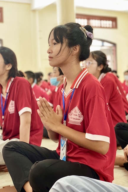 Opening the Summer Retreat at Tay Khanh Pagoda