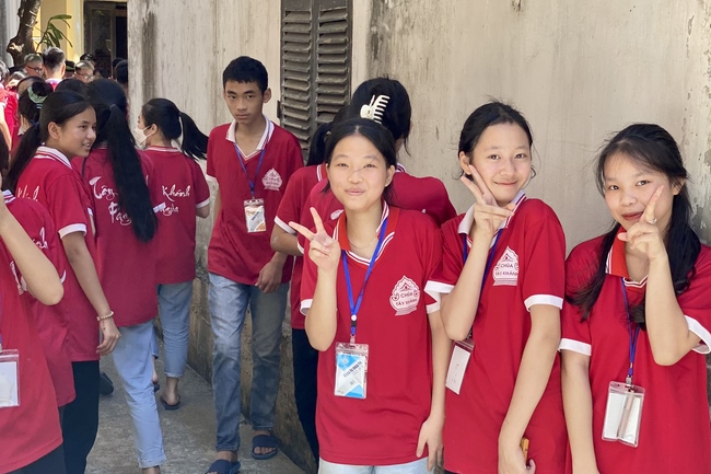 Opening the Summer Retreat at Tay Khanh Pagoda