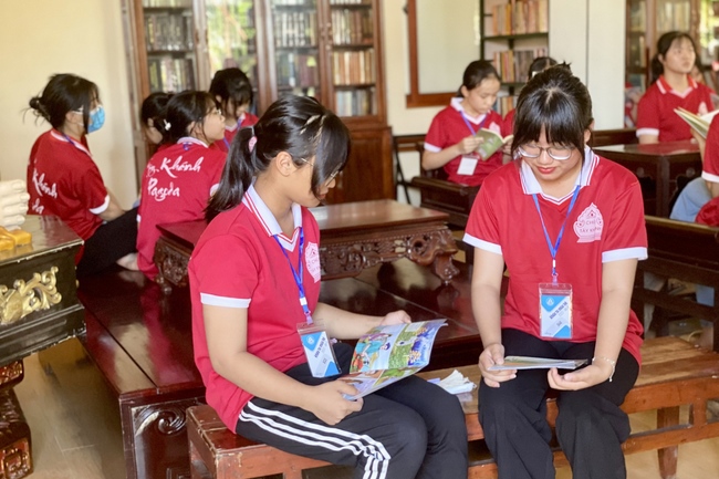 Opening the Summer Retreat at Tay Khanh Pagoda
