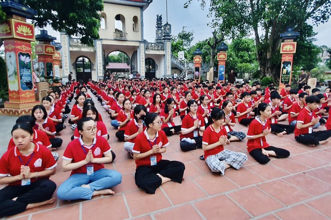 The 2nd day of Summer Retreat at Tay Khanh Pagoda