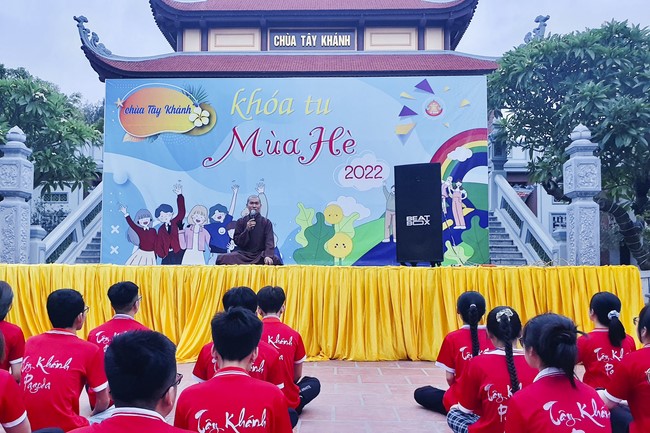 The 2nd day of Summer Retreat at Tay Khanh Pagoda