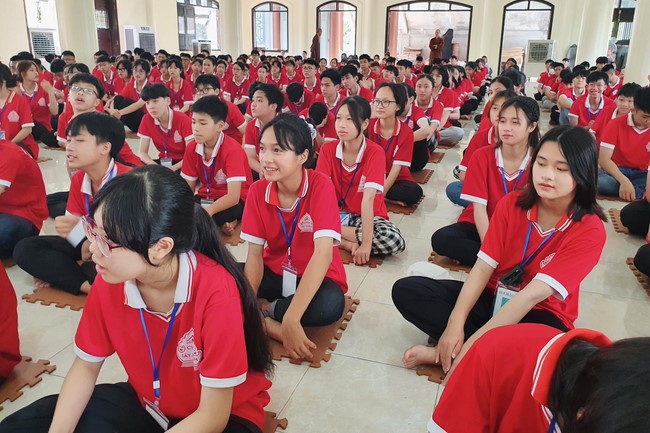 The 2nd day of Summer Retreat at Tay Khanh Pagoda