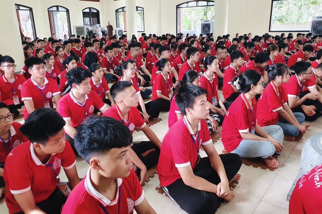 The 2nd day of Summer Retreat at Tay Khanh Pagoda