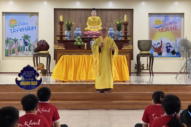 The 2nd day of Summer Retreat at Tay Khanh Pagoda