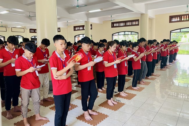 The 2nd day of Summer Retreat at Tay Khanh Pagoda