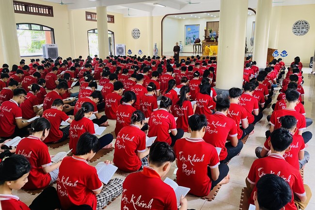 The 2nd day of Summer Retreat at Tay Khanh Pagoda