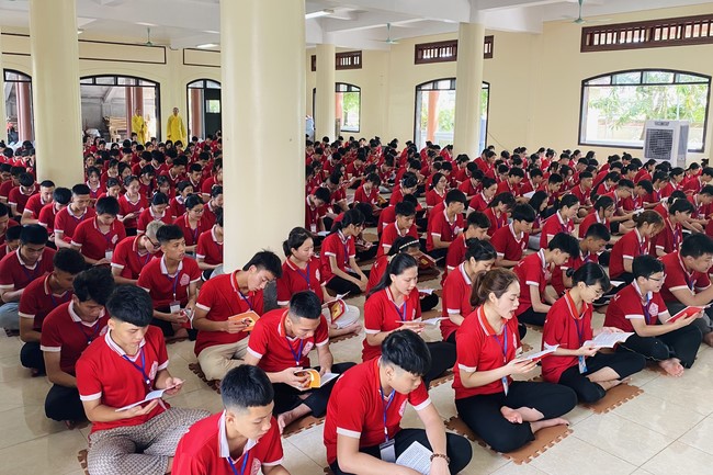 The 2nd day of Summer Retreat at Tay Khanh Pagoda