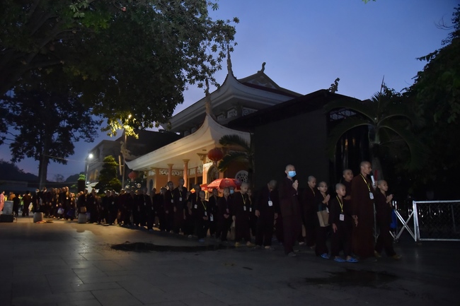 The fifth day of Temporary Ordination Retreat for Children in Summer