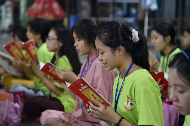 The fifth day of Temporary Ordination Retreat for Children in Summer