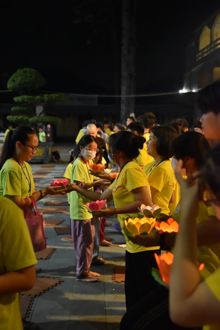 The fifth day of Temporary Ordination Retreat for Children in Summer