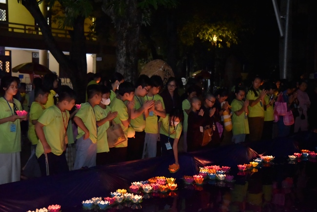 The fifth day of Temporary Ordination Retreat for Children in Summer