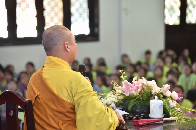 The fifth day of Temporary Ordination Retreat for Children in Summer