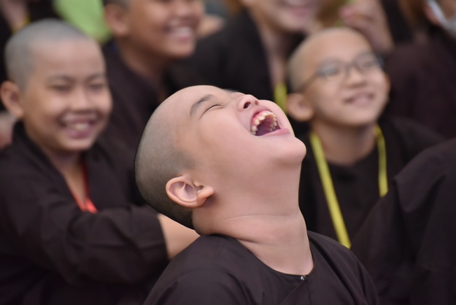 The fifth day of Temporary Ordination Retreat for Children in Summer