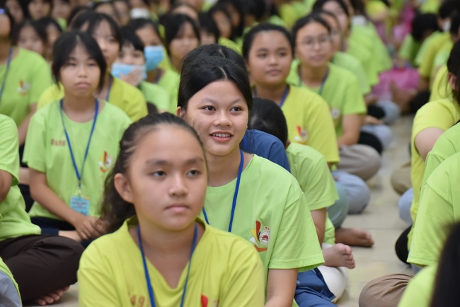 The fifth day of Temporary Ordination Retreat for Children in Summer