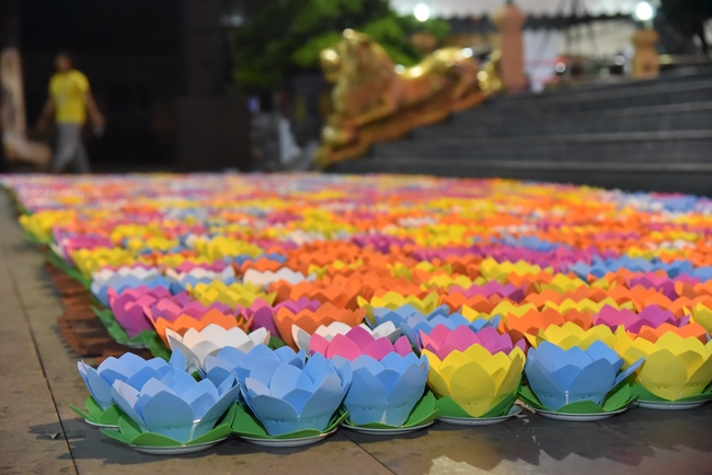 The fifth day of Temporary Ordination Retreat for Children in Summer