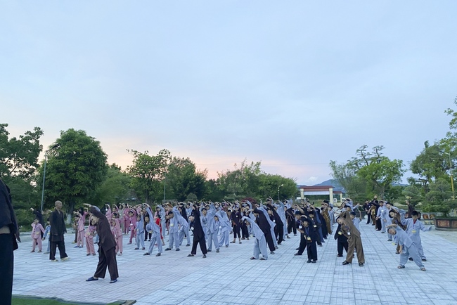 Khóa tu thiếu nhi chùa Giai Lam, Hà Tĩnh