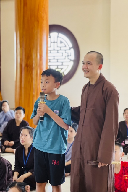 Khóa tu thiếu nhi chùa Giai Lam, Hà Tĩnh