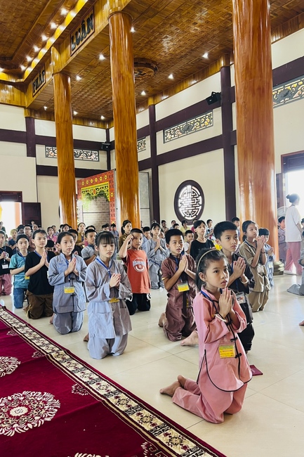 Khóa tu thiếu nhi chùa Giai Lam, Hà Tĩnh