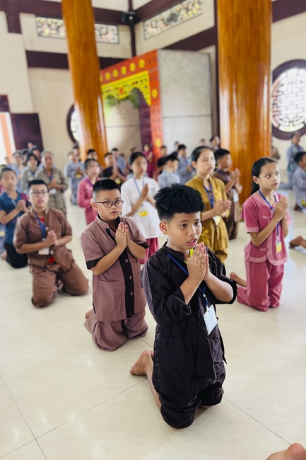 Khóa tu thiếu nhi chùa Giai Lam, Hà Tĩnh
