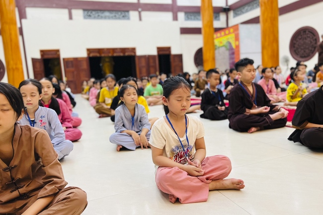 Khóa tu thiếu nhi chùa Giai Lam, Hà Tĩnh