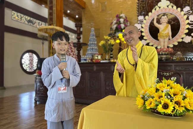 Khóa tu thiếu nhi chùa Giai Lam, Hà Tĩnh